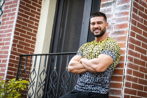 Dorian Popa și-a terminat vila, dar a dat și lovitura în afaceri: „900 de comenzi în 72 de ore”