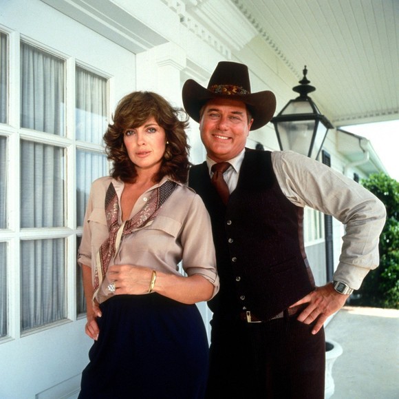 Sue Ellen, la 79 de ani. Linda Gray, despre căsnicie, sex şi relaţia cu Larry Hagman