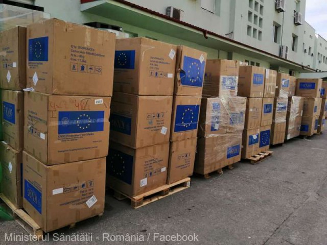 MS: 158.000 de măşti de protecţie - livrate gratuit României în cadrul achiziţiilor efectuate de Comisia Europeană