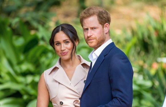 Meghan Markle şi Prinţul Harry pregătesc lansarea biografiei lor. Ce detalii vor fi scoase la lumină