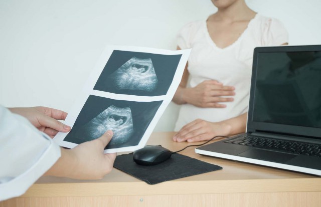 Restricția de creștere intrauterină - complicații și prevenție