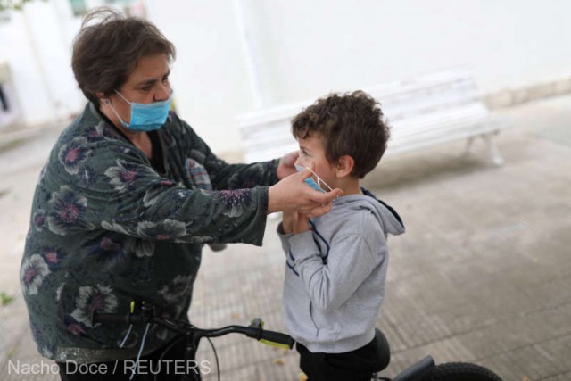 Coronavirus: Mască obligatorie începând de la şase ani în Spania