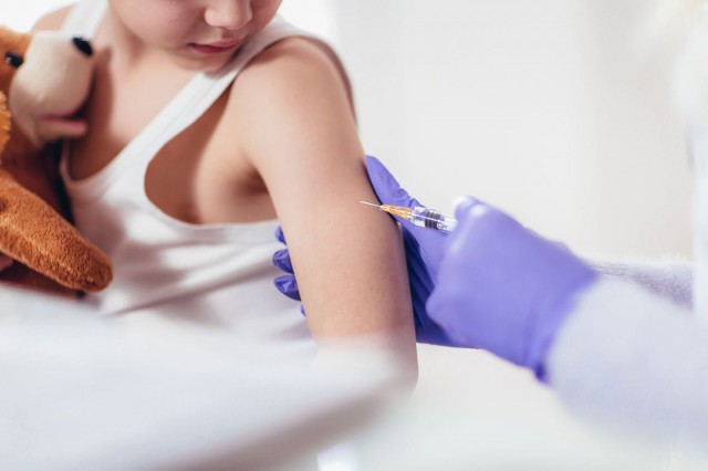 Vaccinul ROR nu cauzează autism, arată noi dovezi