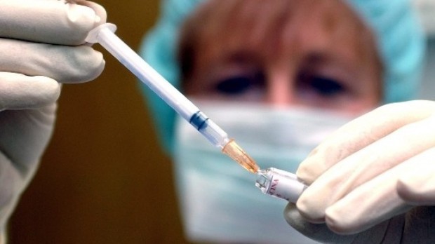 Vaccinul antigripal ar putea fi administrat şi în farmacii
