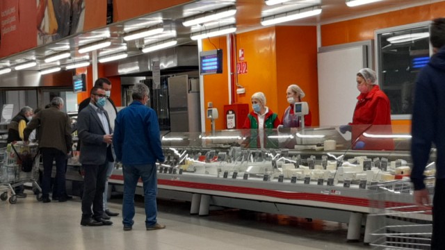 OPC, în control la Auchan. Constantinescu: Apelăm la tehnici înșelătoare? VIDEO