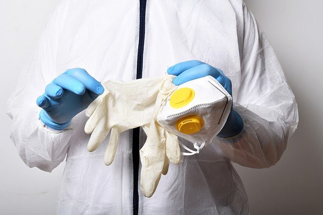 Monitorul Preţurilor: Consumatorii pot compara preţurile pentru produse de protecţie sanitară
