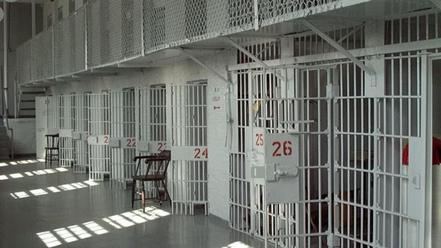 Deținuții au avut parte doar de vizite… online