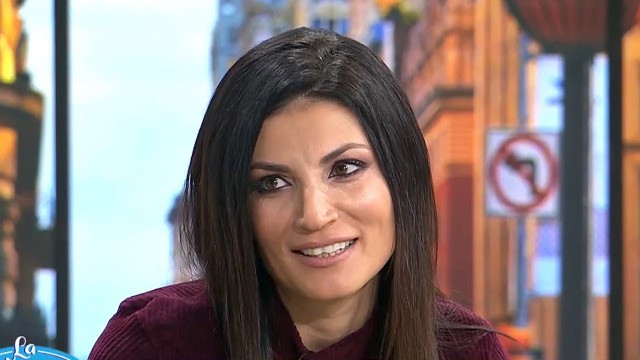 Ioana Ginghină, goală în baie. Ne spune secretul ei pentru o piele fină