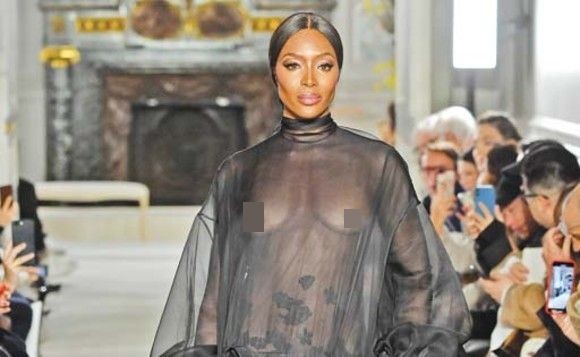 Naomi Campbell împlinește 50 de ani. Arată perfect și nu are de gând să se retragă de pe podium