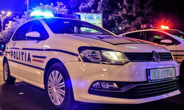 Autoturism răsturnat în Mamaia Nord
