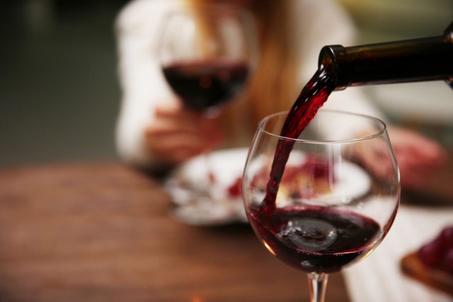 Alergia la vin: care sunt alergenii din vin și cum îi putem depista