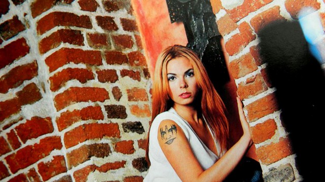 Cât a ajuns să ceară Dana Marijuana pe un tablou pictat de ea. Fanii au început imediat să comenteze