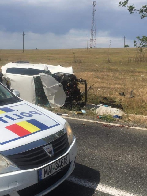 Accident rutier în Babadag: un autoturism s-a răsturnat