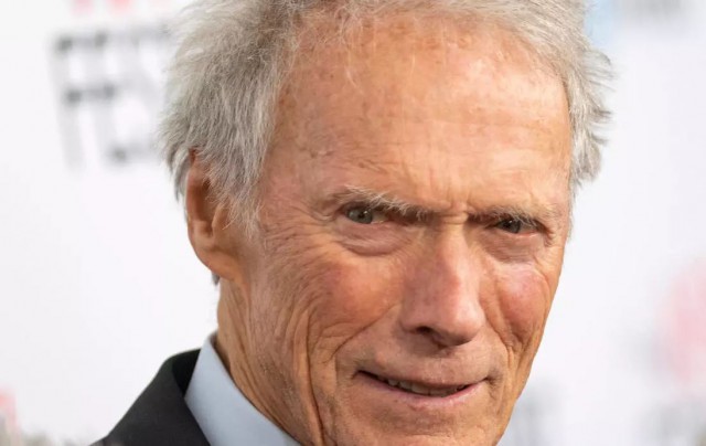 Clint Eastwood a împlinit 90 de ani. A fost pasional şi aspru cu femeile. Ce spun cuceririle din viaţa lui