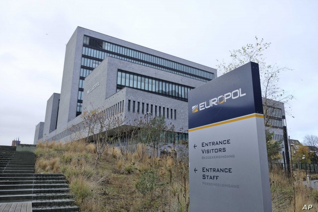 Europol: Criminalitatea organizată se extinde rapid în toate zonele Uniunii Europene şi este favorizată de pandemie