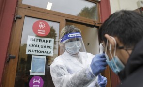 Un elev din Constanța NU a fost lăsat să intre în EXAMEN
