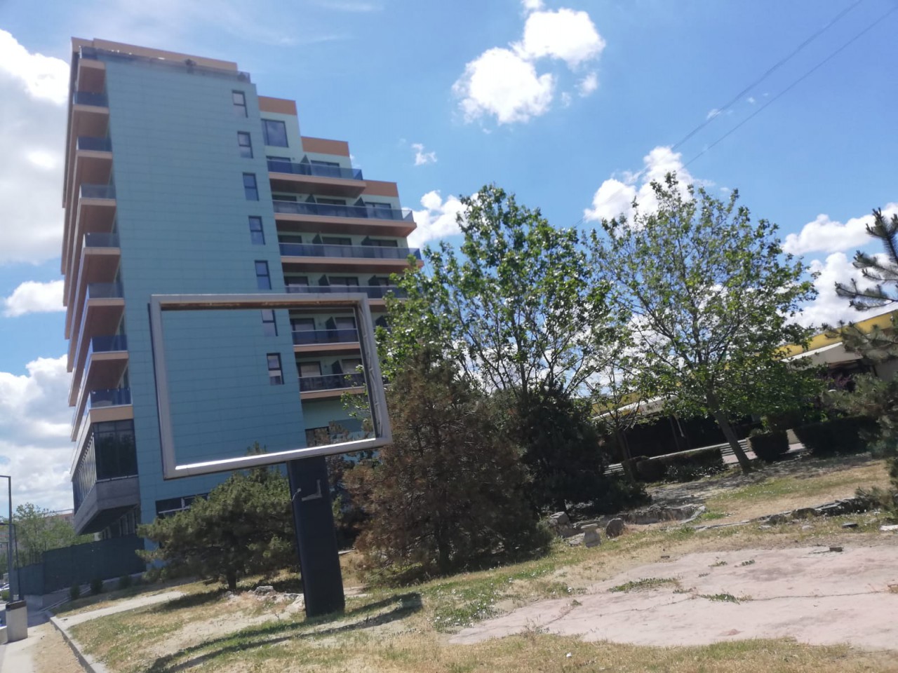Adam de la White Beach are interdicție să construiască în Mamaia Adam de la White Beach are interdicție să construiască în Mamaia