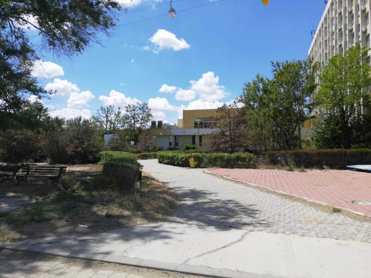 Adam de la White Beach are interdicție să construiască în Mamaia Adam de la White Beach are interdicție să construiască în Mamaia