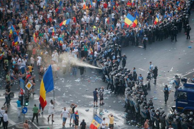 Iohannis, despre clasarea dosarului 10 august: E de dorit o clarificare mai profundă în această speţă