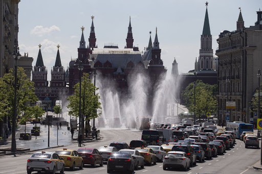 Noi măsuri de relaxare a restricţiilor la Moscova, în pofida creşterii numărului de cazuri de COVID-19