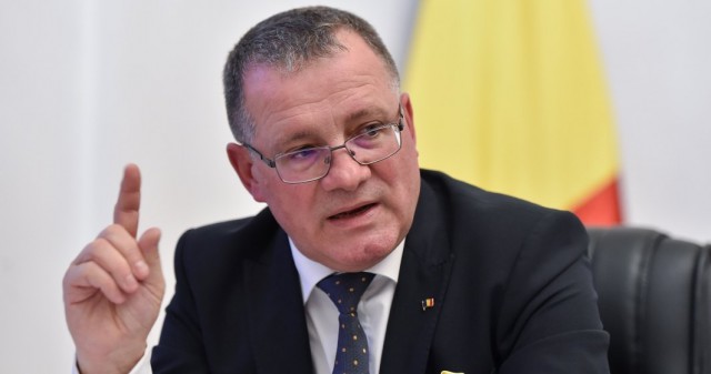 Oros: Despăgubirile pentru agricultori adoptate de Parlament nu pot fi aplicate. Orban cere sesizarea CCR