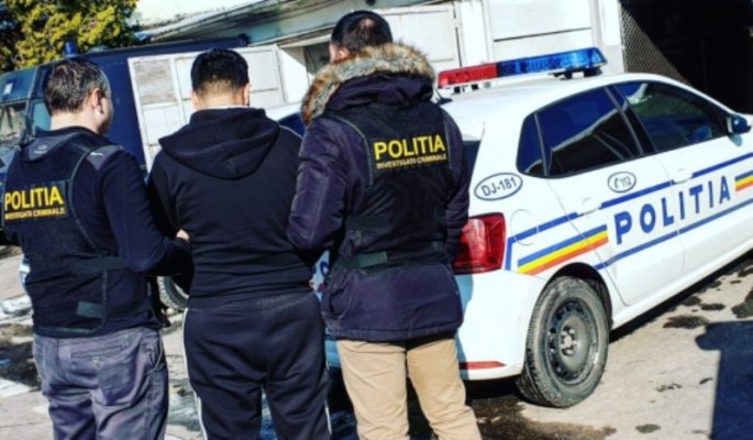 Polițistul SĂLTAT în urma perchezițiilor de la penitenciarul Poarta Albă, CONDAMNAT
