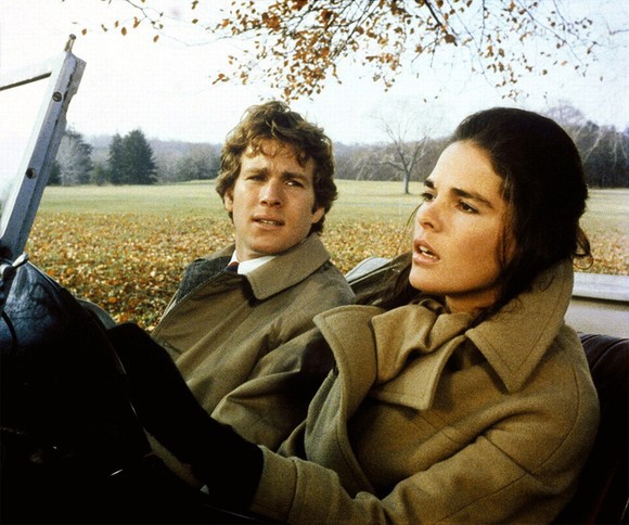 Cum arată astăzi protagoniştii filmului Love Story. Ryan O’Neal a fost la un pas de moarte