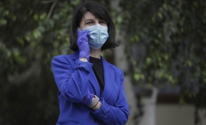 Violeta Alexandru dezlănțuie 'jihadul' în casele de pensii