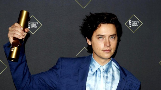 Cole Sprouse, arestat la un protest antirasism, după moartea lui George Floyd. Ce a declarat actorul