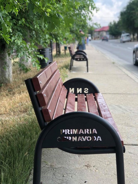 500 de bănci au fost montate la Cernavodă
