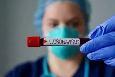 COVID-19: Zeci de persoane internate în spitalele constănțene