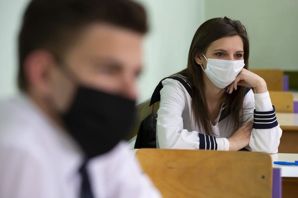 Coronavirus: Şcolile din Ungaria s-au redeschis, însă rata prezenţei la cursuri rămâne scăzută