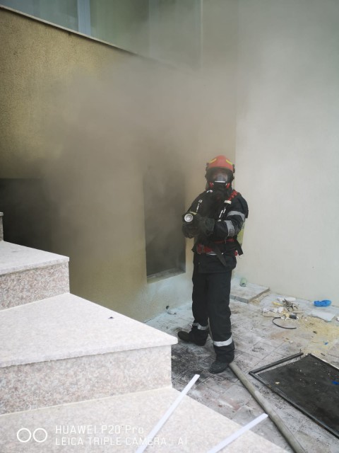 INCENDIU la un APARTAMENT din CONSTANȚA