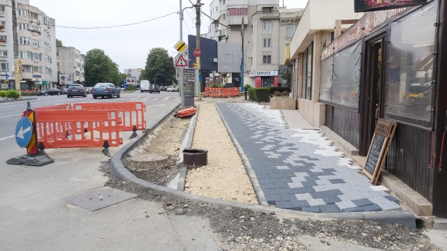 Continuă lucrările de modernizare a bulevardului Mamaia