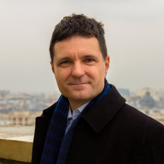 Nicușor Dan face plângere penală împotriva primarului Sectorului 5 și a șefilor de la salubrizare și Poliția Locală