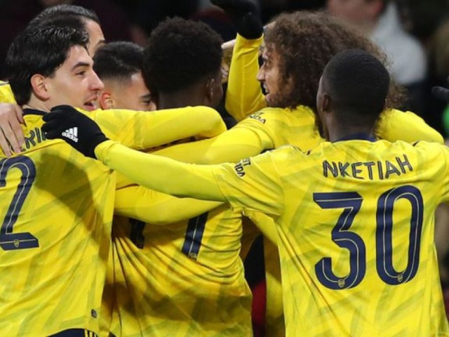 Fotbal: Arsenal, calificată de semifinalele Cupei Angliei