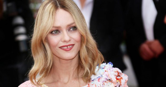 Vanessa Paradis a divorțat în secret?