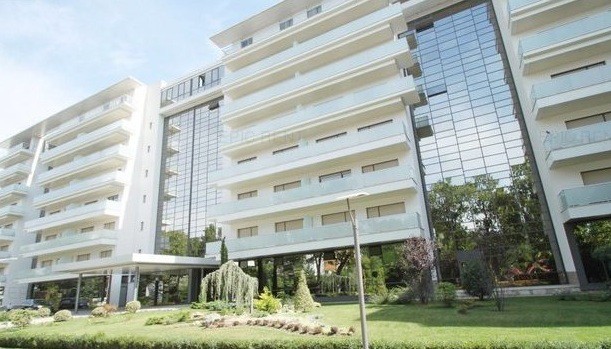 3000 de EURO pe lună CHIRIA pentru un APARTAMENT de LUX în Mamaia