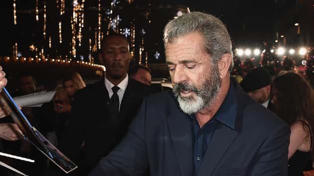 Mel Gibson neagă acuzaţiile de antisemitism şi homofobie formulate împotriva sa de Winona Ryder