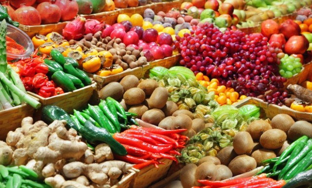 Deficitul României în comerţul cu produse agroalimentare, în scădere cu aproape 9% în T1