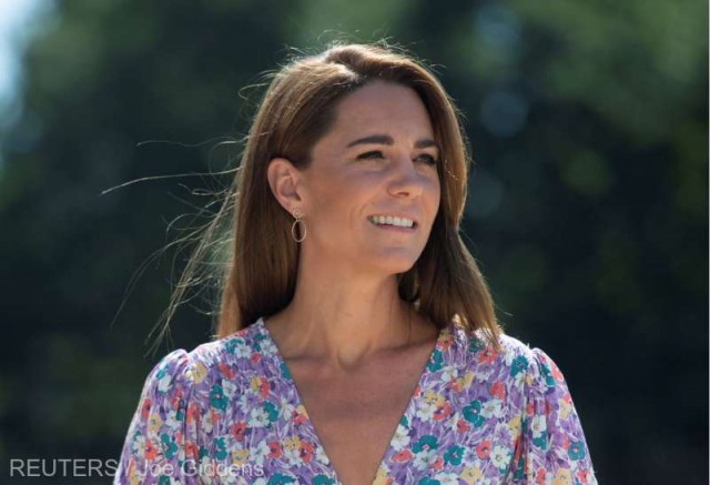 Ducesa de Cambridge a participat la amenajarea unei grădini la un centru de îngrijire paliativă pentru copii