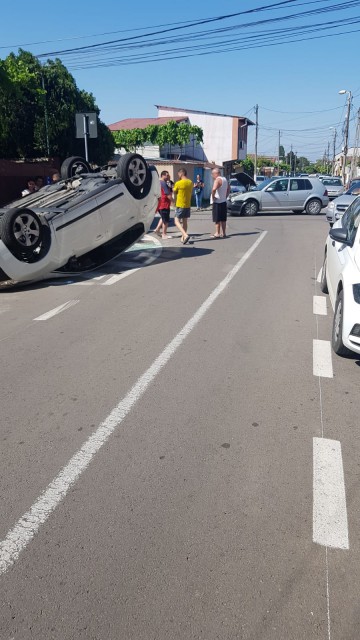 ACCIDENT rutier în Coiciu: MAȘINĂ RĂSTURNATĂ!