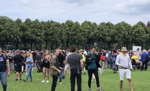 Protest la Haga față de măsurile luate pentru stoparea propagării Covid-19