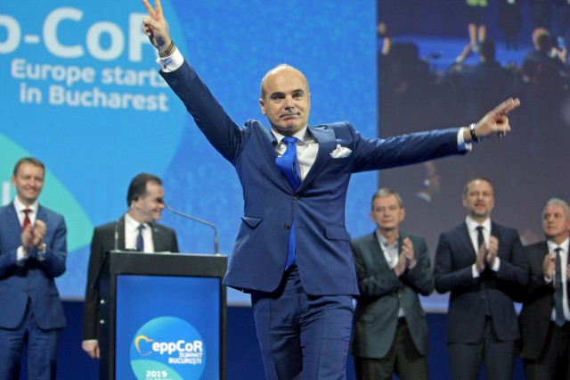 Rareș Bogdan l-ar vrea Avocatul Poporului pe Cristian Diaconescu, nu pe Ana Birchall