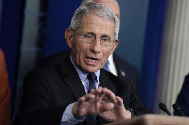 Abordarea americană în combaterea COVID-19 nu funcţionează, recunoaşte Anthony Fauci