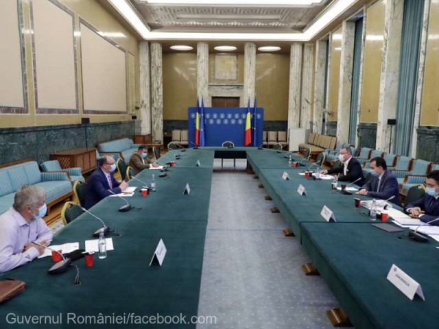 Premierul şi reprezentanții medicilor veterinari au discutat despre legislaţia care reglementează activitatea în domeniu