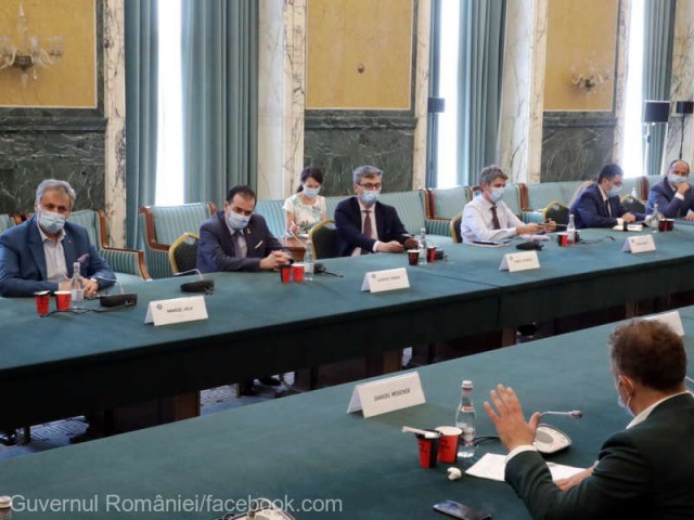 Guvernul şi reprezentanţii HORECA vor stabili împreună reguli de protecţie sanitară care să fie aplicate în restaurante