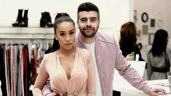 Cristina Ștefania, iubita lui Speak, nu mai arată așa. S-a tuns și s-a făcut blondă