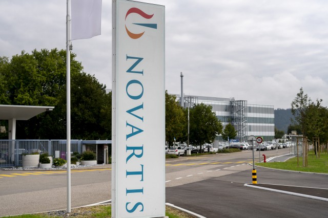 Novartis va plăti în SUA sute de milioane de dolari pentru a închide un dosar în care e acuzată că a mituit medici