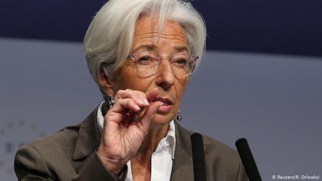 Christine Lagarde: BCE nu-şi va modifica politica monetară în viitorul apropiat